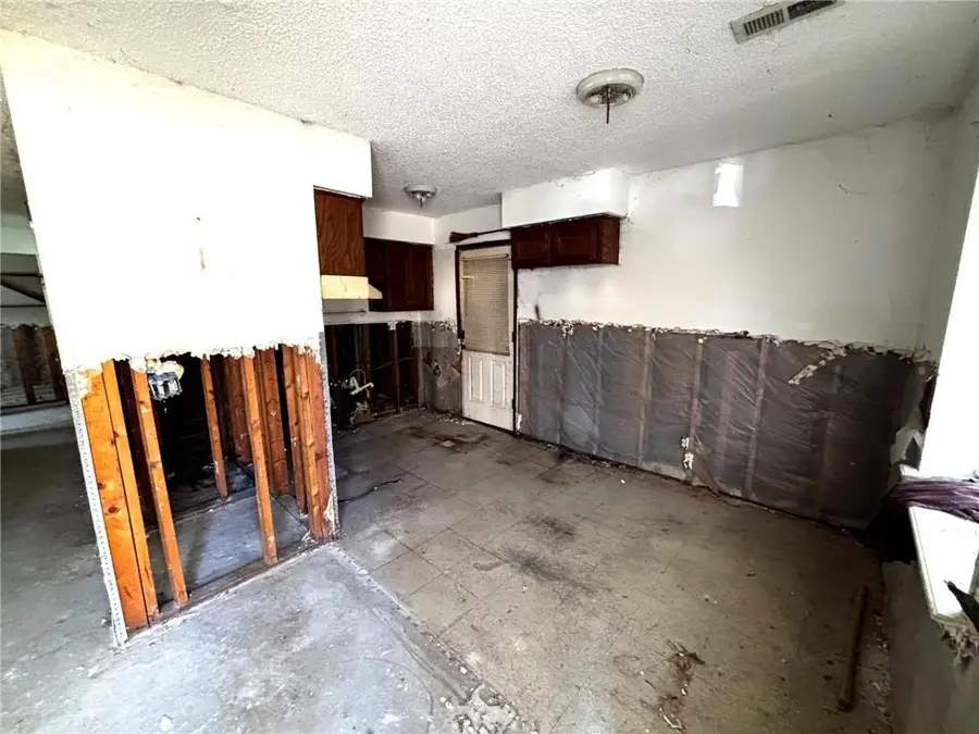 7127 Bales Avenue, Kansas City, MO 64132 - Image #2