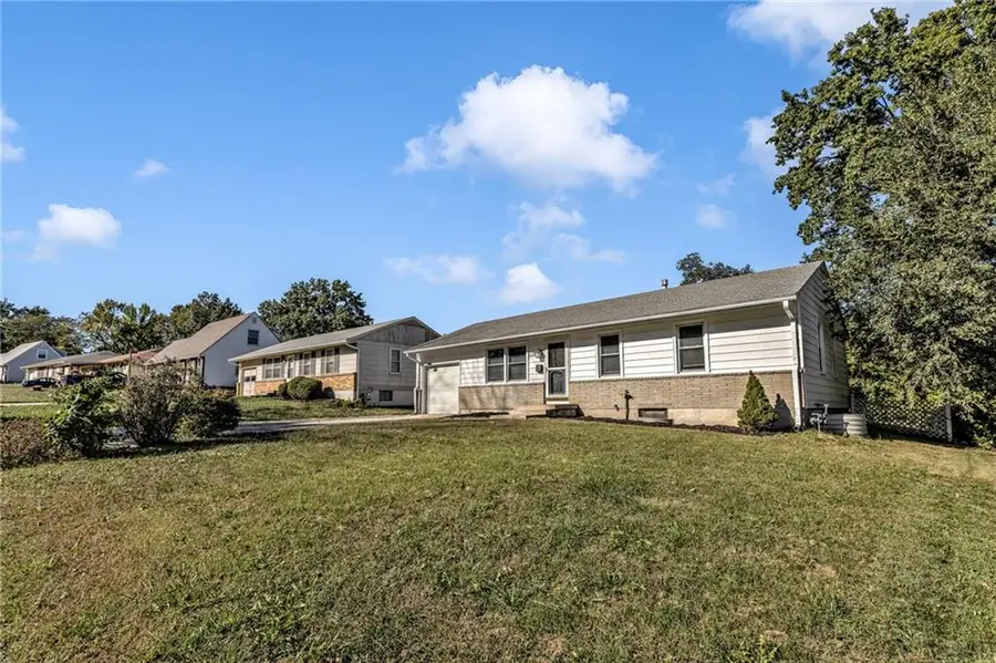 5222 NE 44th Street, Kansas City, MO 64117 - Image #2