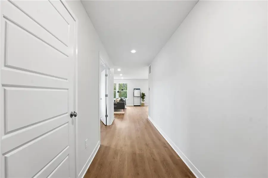 408 Woodview Drive, Raymore, MO 64083 - Image #3