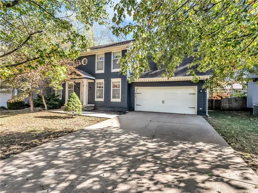 2128 S Lennox Drive, Olathe, KS 66062 - Image #2