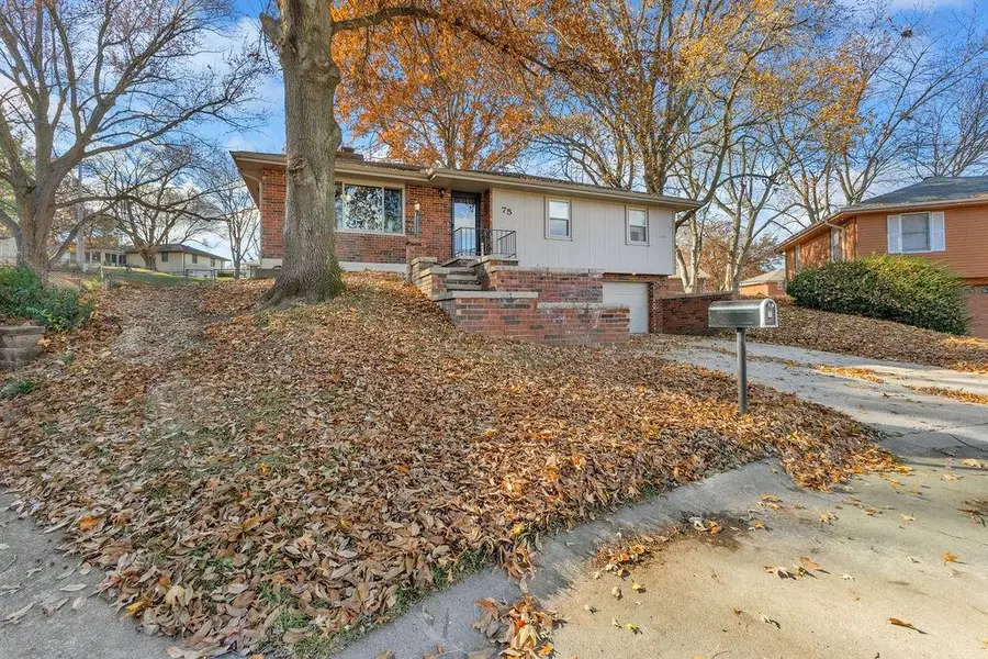 75 Myrna Circle, Saint Joseph, MO 64506 - Image #2