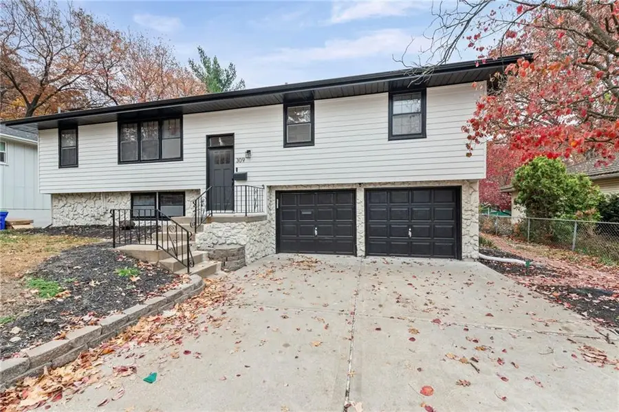 309 NE Corder Street, Lees Summit, MO 64063 - Image #2