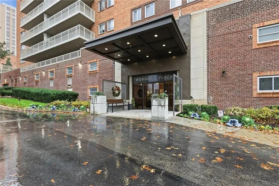 310 W 49th Street #403, Kansas City, MO 64112 - Image #2