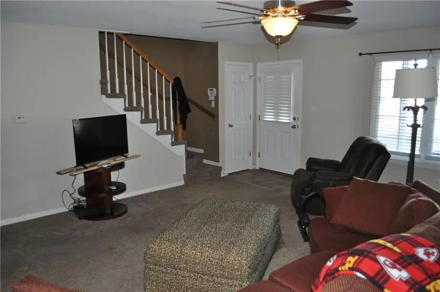 3404 N 9th Street, Saint Joseph, MO 64505 - Image #2