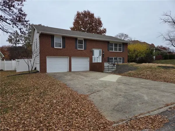313 Goodrich Drive, Warrensburg, MO 64093