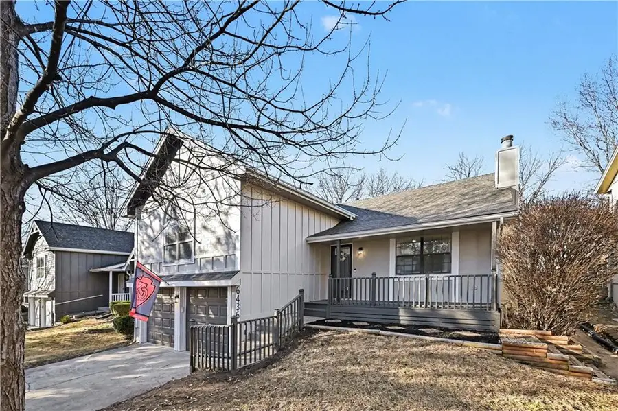 6436 N Jarboe Street, Kansas City, MO 64118 - Image #2