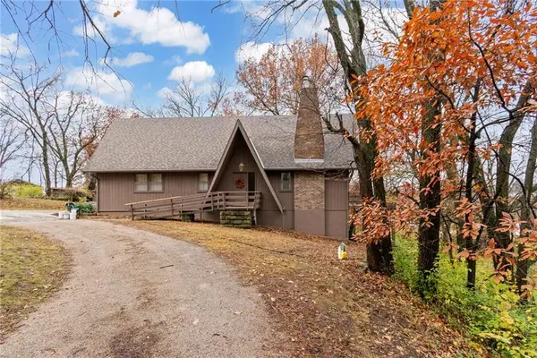 111 W Oak Street, Warrensburg, MO 64093