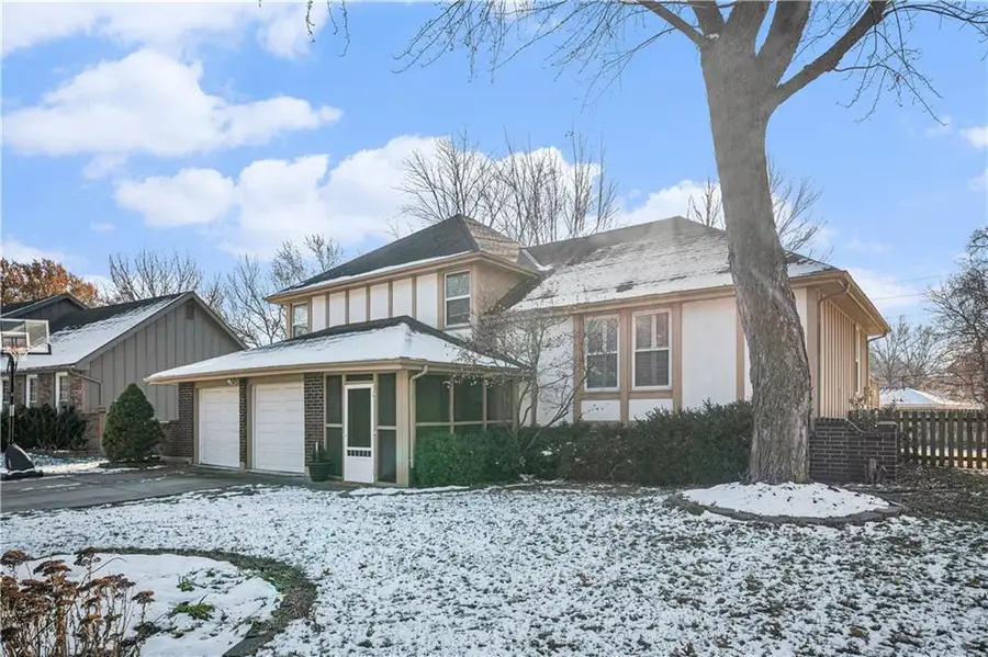 1121 NE Oak Tree Drive, Lees Summit, MO 64086 - Image #3