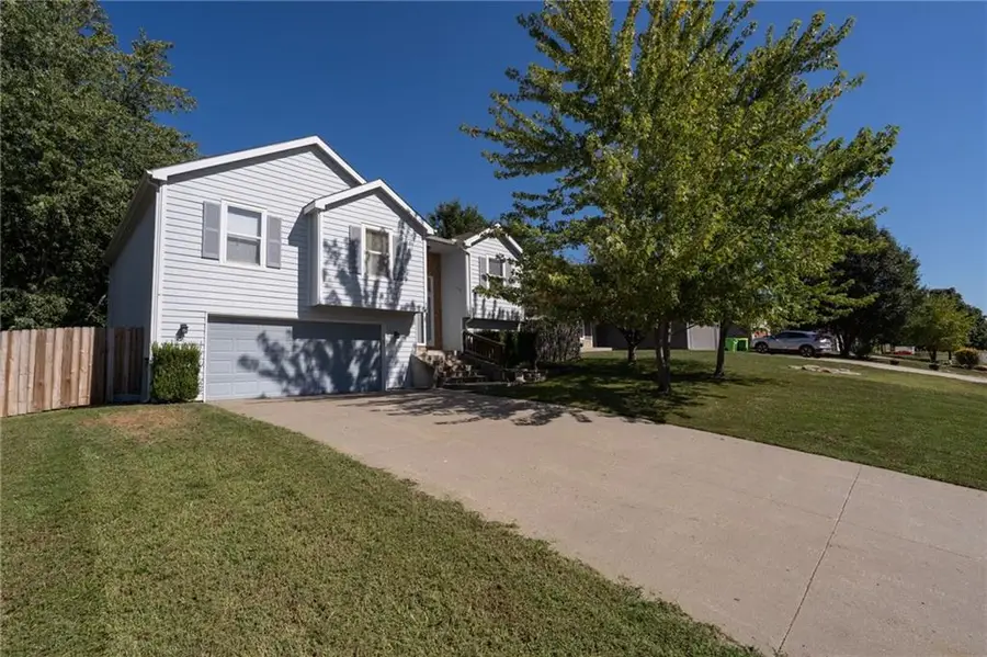 120 Hillside Drive Drive, Baldwin City, KS 66006 - Image #3