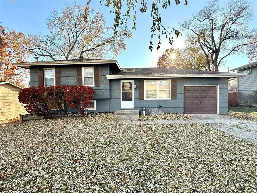 7407 NW 75th Street, Kansas City, MO 64152 - Image #1