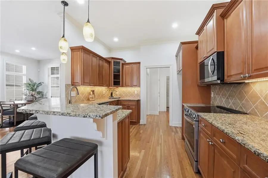 11892 S Carriage Road, Olathe, KS 66062 - Image #3