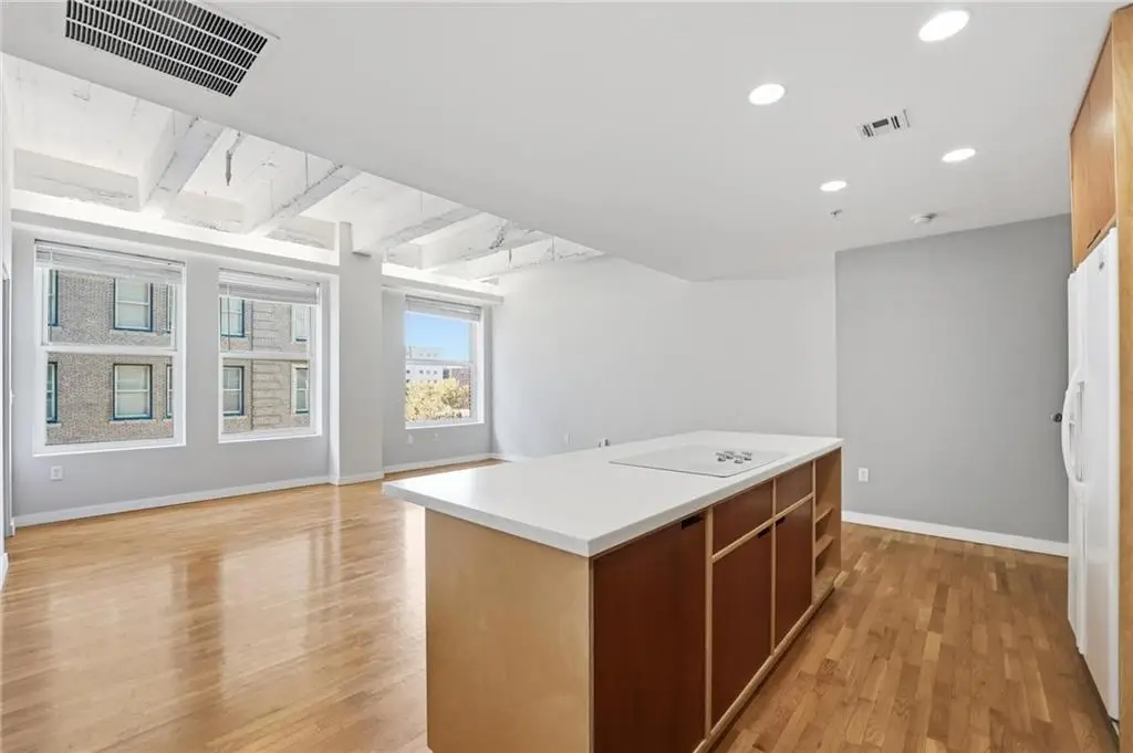 21 W 10th Street #5C, Kansas City, MO 64105 - #1