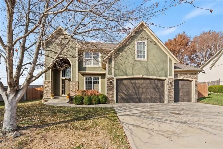 6942 Constance Street, Shawnee, KS 66216 - Image #2