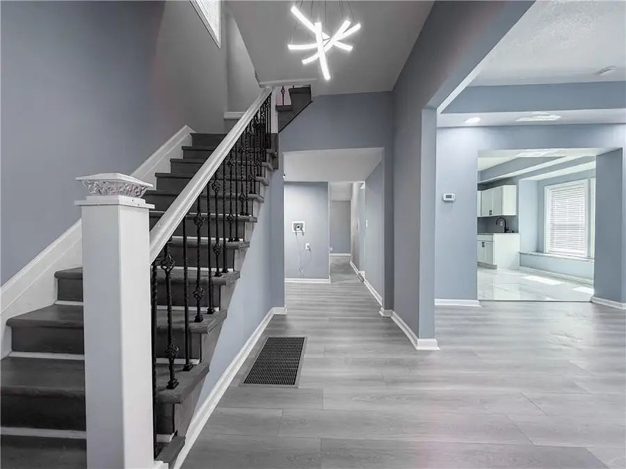 4121 Woodland Avenue, Kansas City, MO 64110 - Image #2