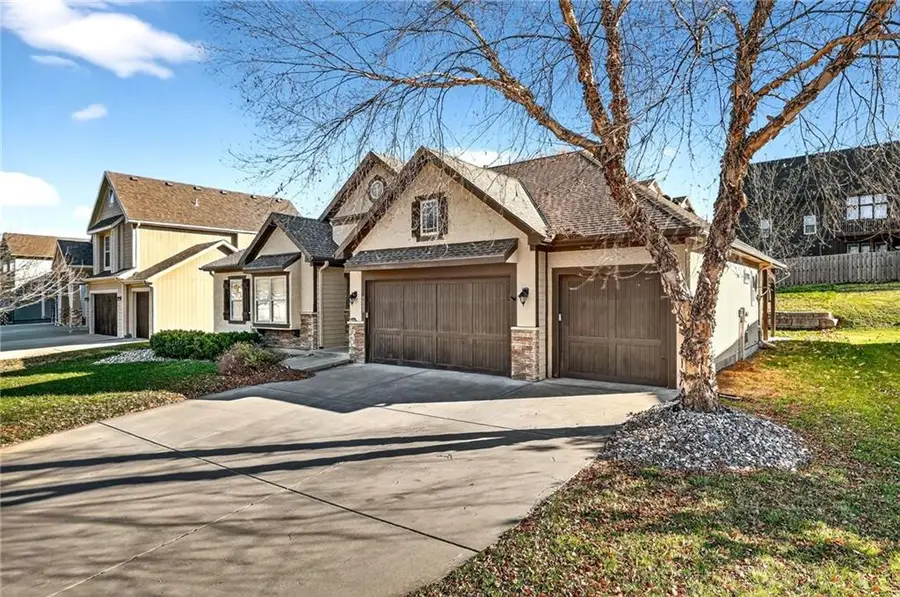 9003 N St Clair Avenue, Kansas City, MO 64154 - Image #2