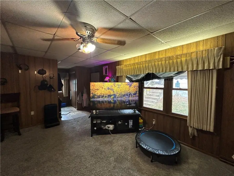 302 Harvard Street, Saint Joseph, MO 64504 - Image #2