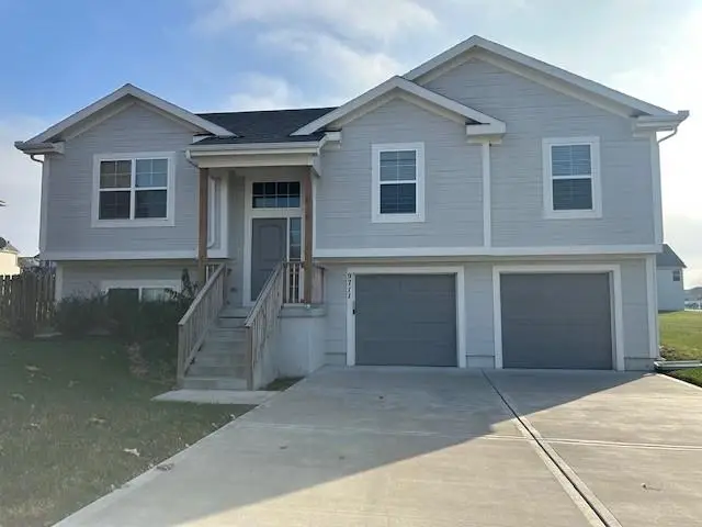 9711 E 220th Street, Peculiar, MO 64078 - Image #1