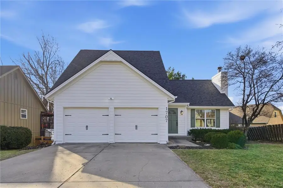 1707 NE Duchess Drive, Lees Summit, MO 64086 - #3