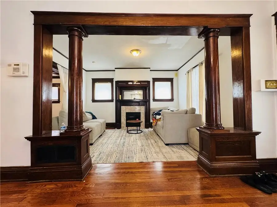 133 S Cypress Avenue, Kansas City, MO 64123 - Image #2