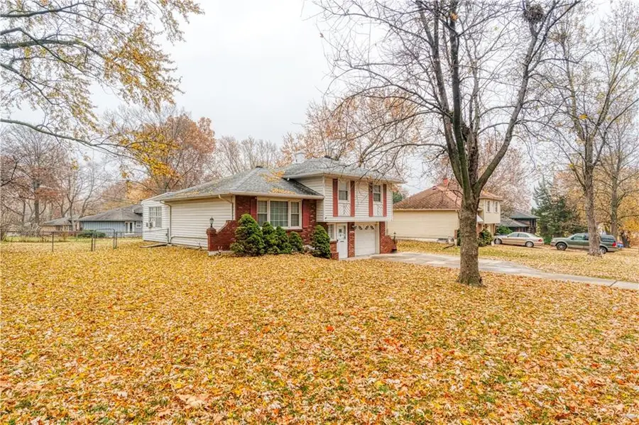 7529 N Virginia Avenue, Kansas City, MO 64118 - Image #3