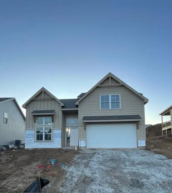 16195 Ryan Circle, Parkville, MO 64152 - Image #1