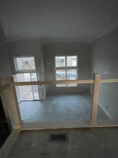 16195 Ryan Circle, Parkville, MO 64152 - Image #3