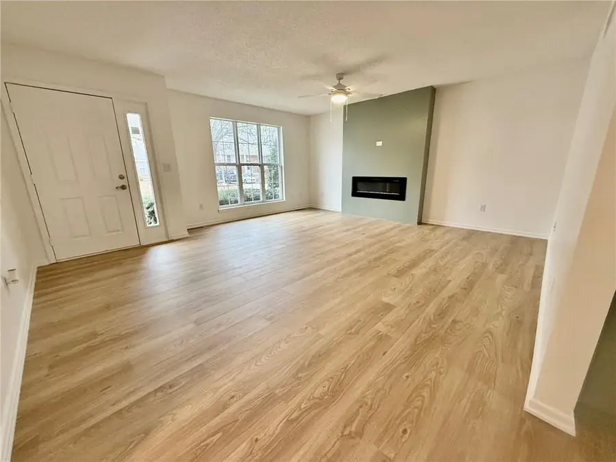 704 Chaucer Lane, Warrensburg, MO 64093 - Image #2