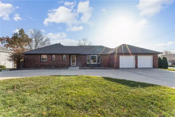 29 Hillcrest Drive, Platte City, MO 64079
