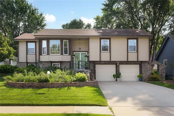8011 Gillette Street, Lenexa, KS 66215