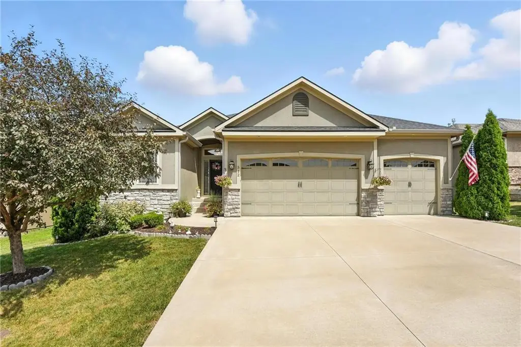 512 Sycamore Road, Greenwood, MO 64034 - #1