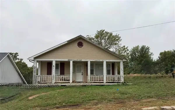 114 & 116 W Pine Street, Waverly, MO 64096