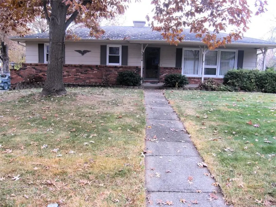 3904 N 29th Street, Saint Joseph, MO 64506 - Image #2