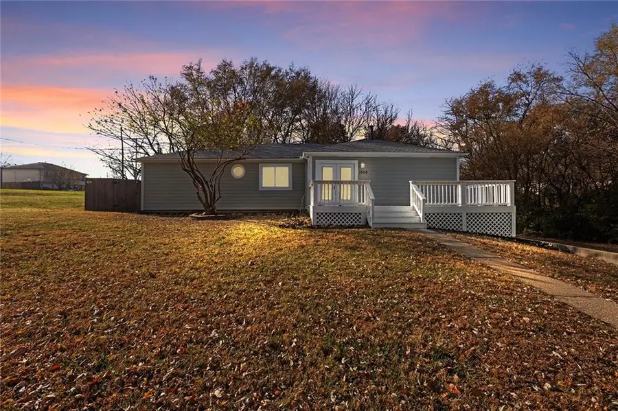 1508 3rd Avenue, Leavenworth, KS 66048 - Image #2