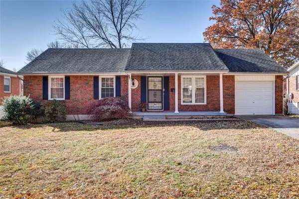 15217 E 43rd Street, Independence, MO 64055