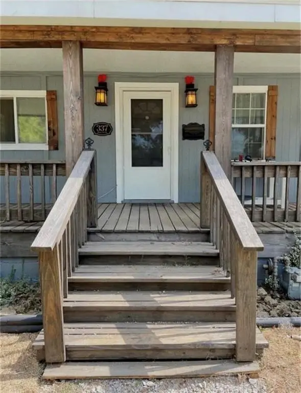 337 W 1st Street, Cherryvale, KS 67335 - Image #2