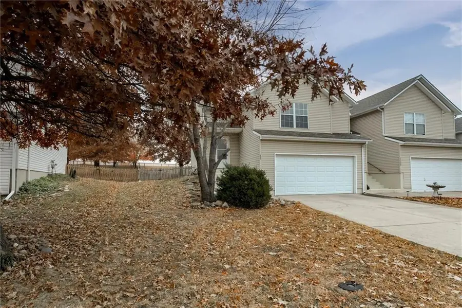 17528 W 111th Place, Olathe, KS 66061 - Image #2