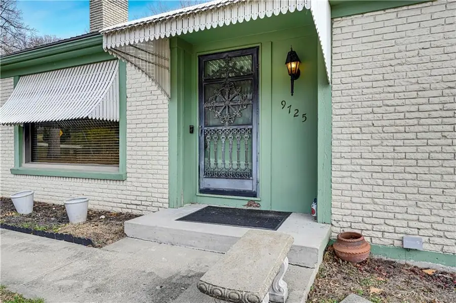 9725 Locust Lane, Kansas City, MO 64131 - Image #2