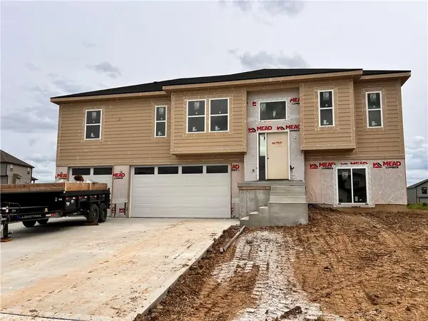 814 W Shawhan Parkway, Lone Jack, MO 64086