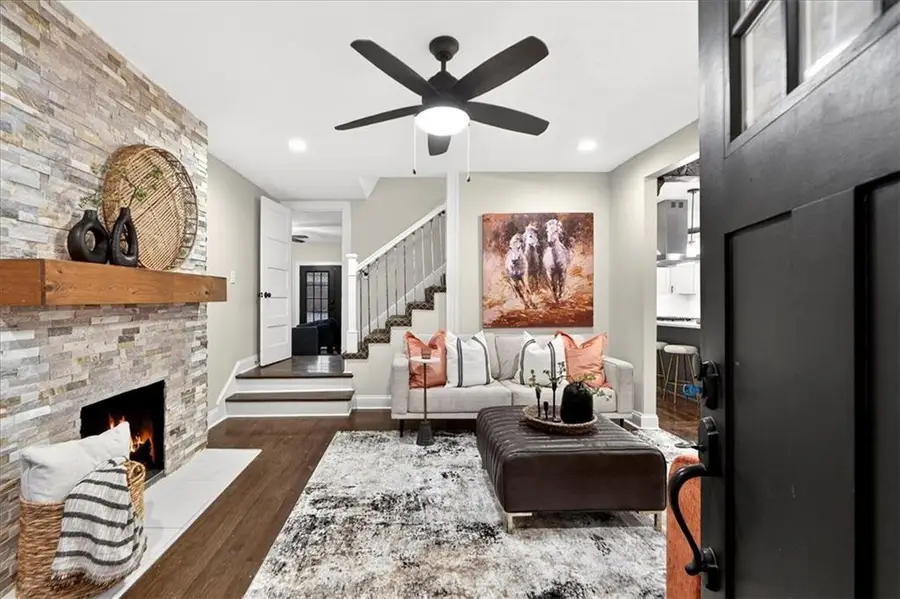 7414 Jarboe Street, Kansas City, MO 64114 - Image #3