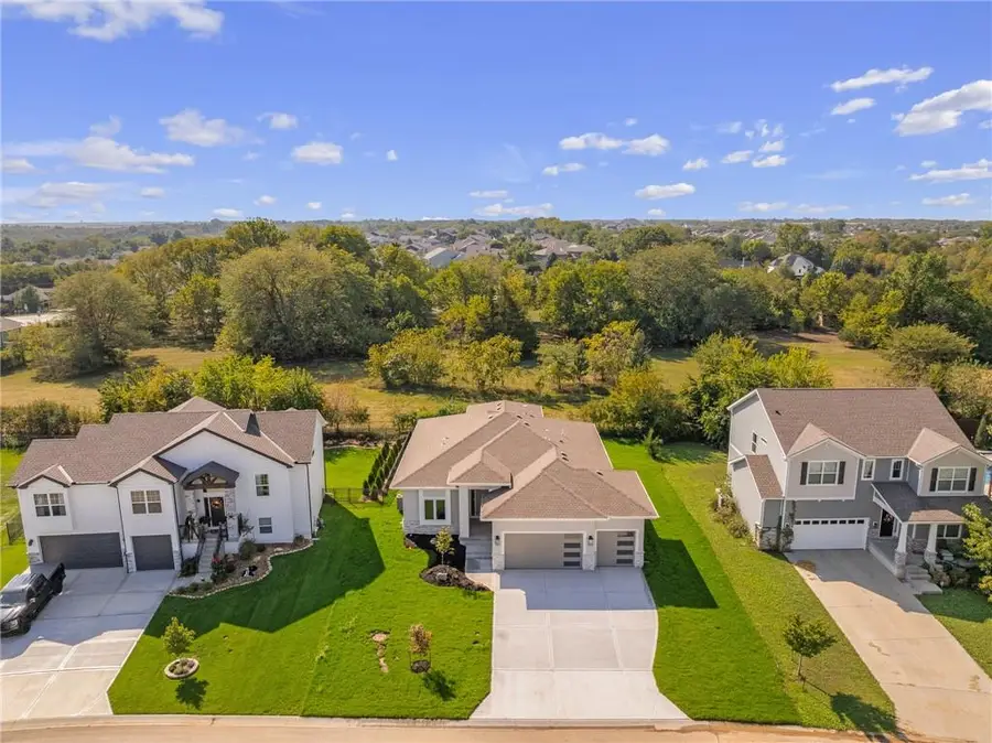 25007 W 141st Street, Olathe, KS 66061 - Image #3