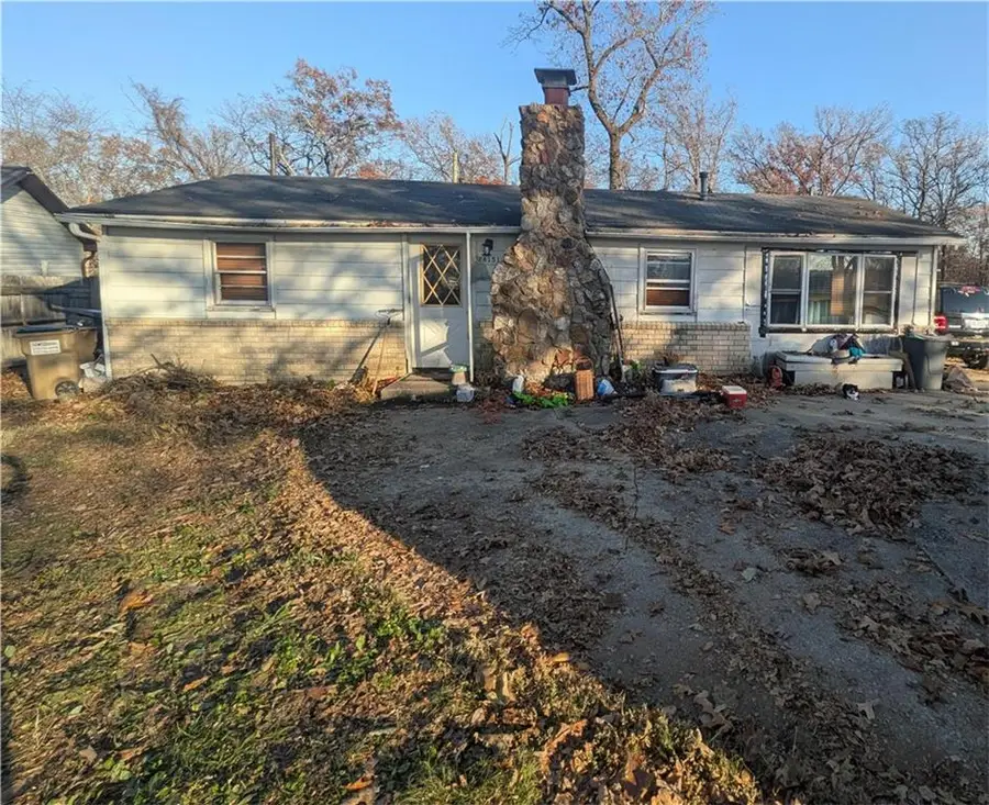 26151 Waterview Drive, Warsaw, MO 65355 - Image #2