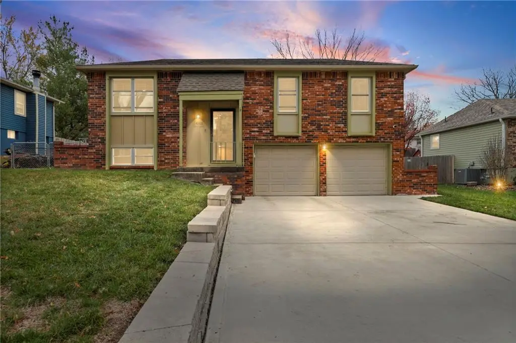 4513 Wallingford Drive, Blue Springs, MO 64015 - Image #1