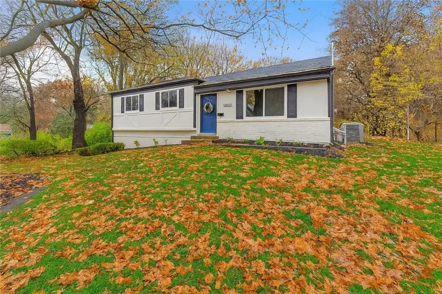 10206 W 88th Terrace, Overland Park, KS 66212 - Image #2