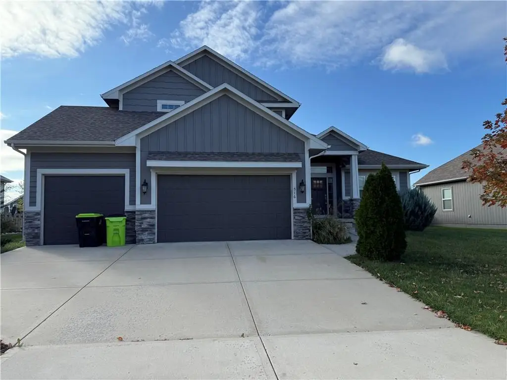 516 SE Linden Drive, Blue Springs, MO 64014 - Image #1