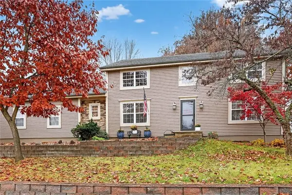 90 Beach Drive, Lake Tapawingo, MO 64015