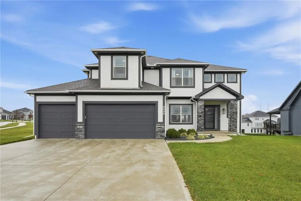8800 N Lister Court, Kansas City, MO 64156 - Image #1