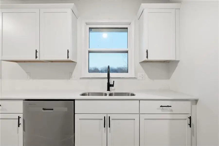 1105 Outlook Drive, Harrisonville, MO 64701 - Image #3