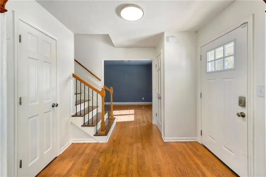 1960 E Jamestown Drive, Olathe, KS 66062 - Image #3