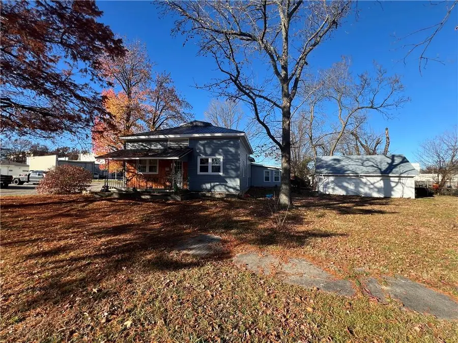 216 E Prairie Avenue, Girard, KS 66743 - Image #3