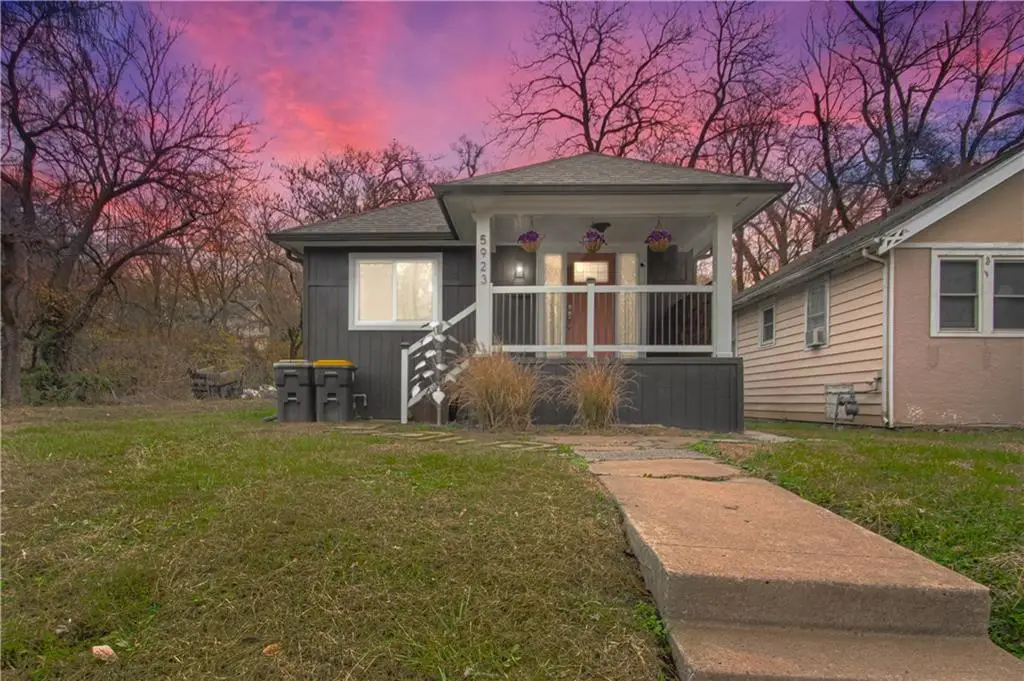5923 Walrond Avenue, Kansas City, MO 64130 - Image #1